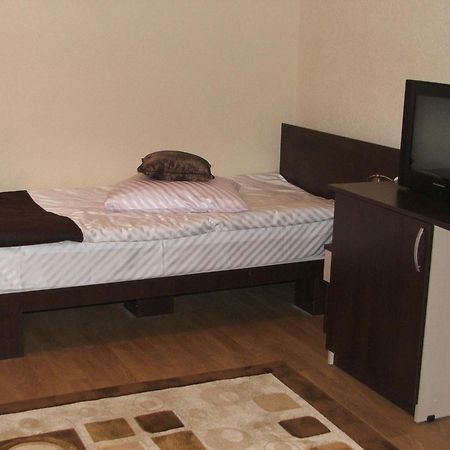 Pension Cleopatra Targu Mures Exterior foto