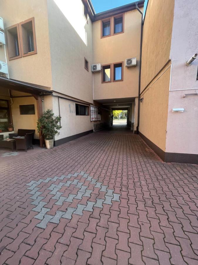 Pension Cleopatra Targu Mures Exterior foto