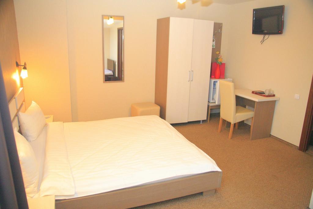Pension Cleopatra Targu Mures Quarto foto
