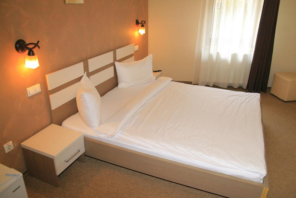 Pension Cleopatra Targu Mures Quarto foto