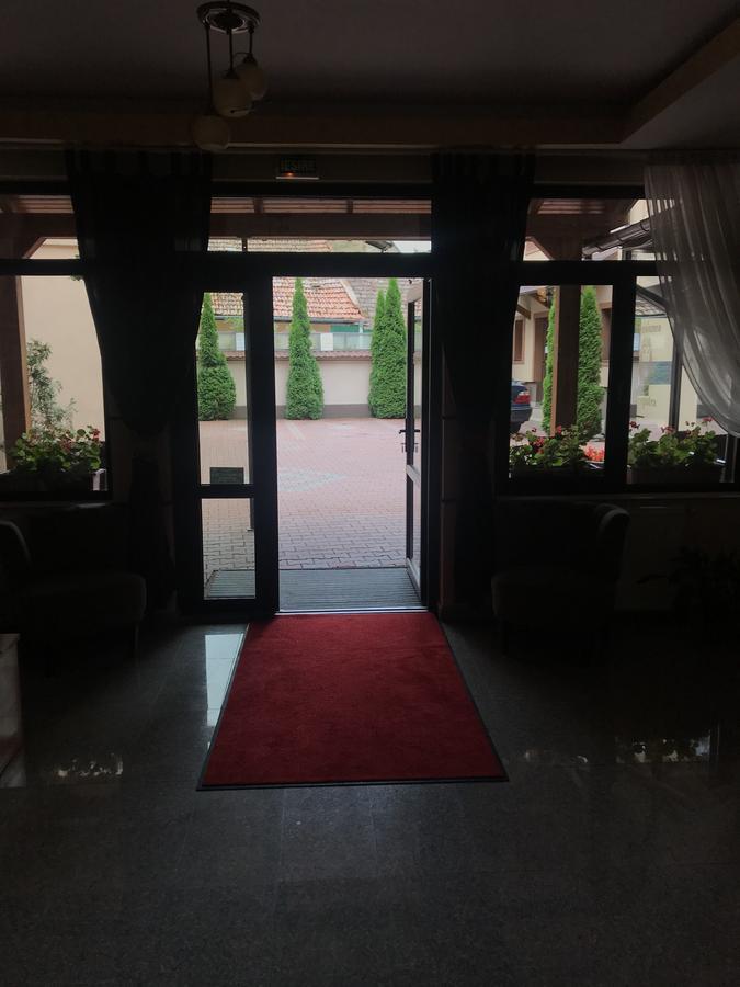 Pension Cleopatra Targu Mures Exterior foto